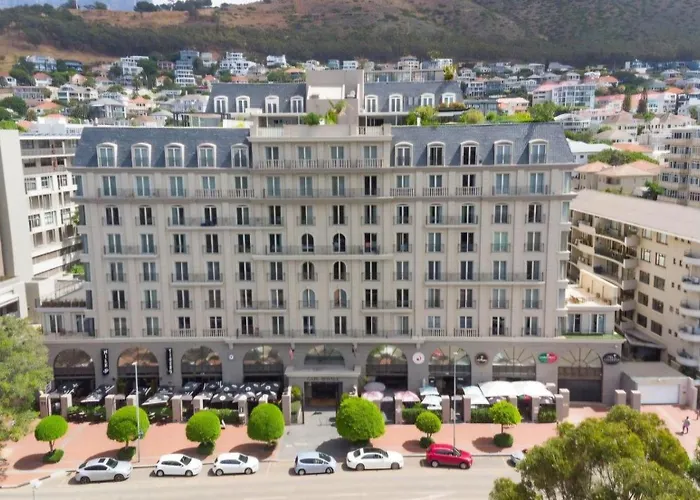 Luxury Rooftop Suite 4Bedroom Cape Royale With V&A Seapoint View